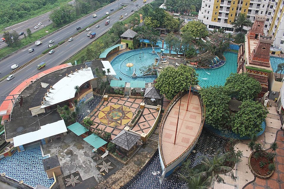 Deluxe 2BR Apt with City View - GWR 1715