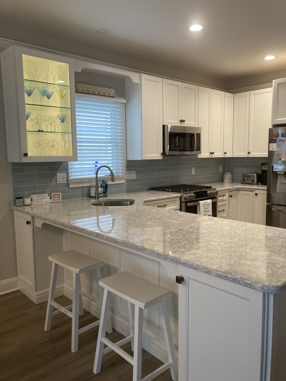 A beautiful kitchen to cook and entertain!