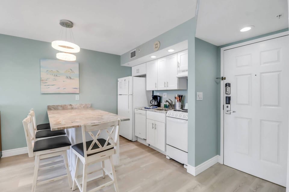 Compact in size, you'll still find the basics you need to conveniently prepare and serve meals in the kitchen during your stay.