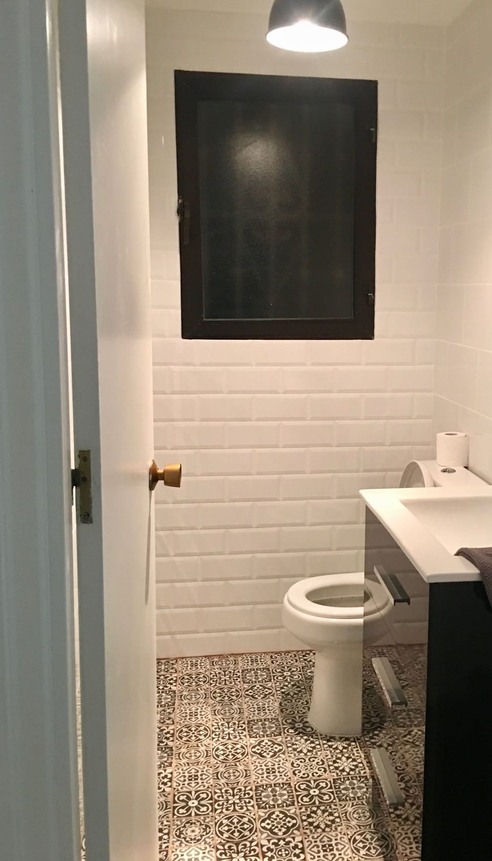 Separate additional toilet and sink 