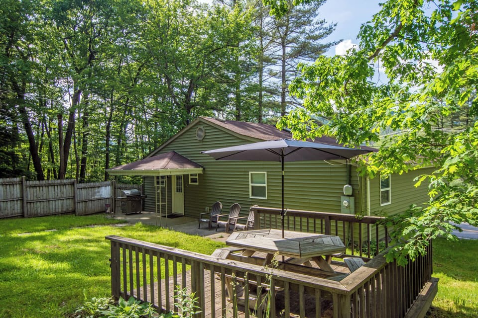 Welcome to Kare Bear Cabin!