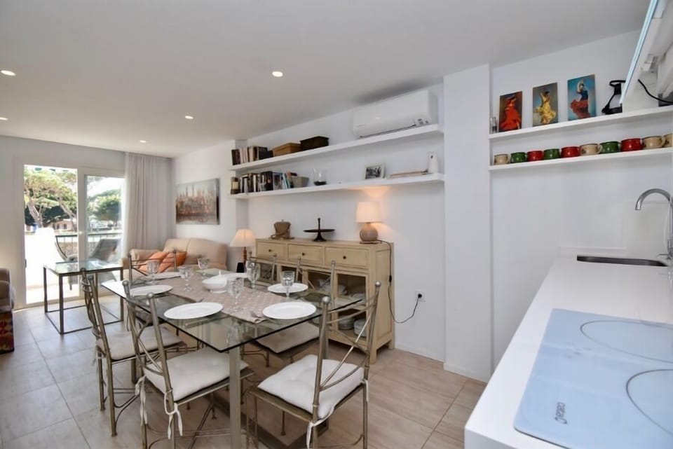 Living-dining room