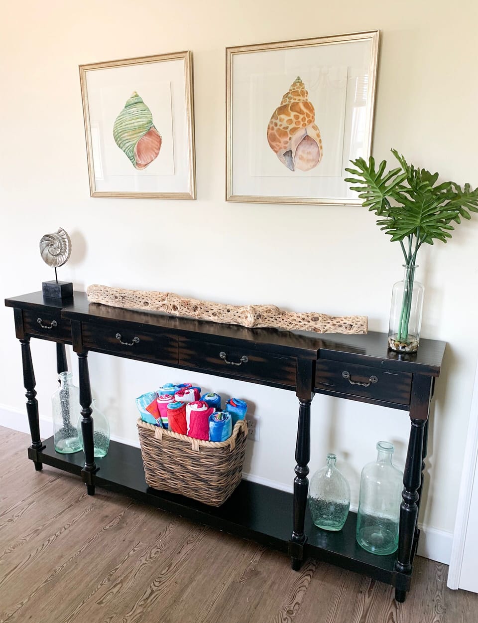 Entryway table 
