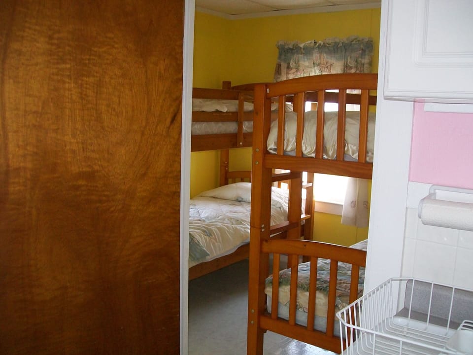Bedroom with 2 sets of Bunk Beds