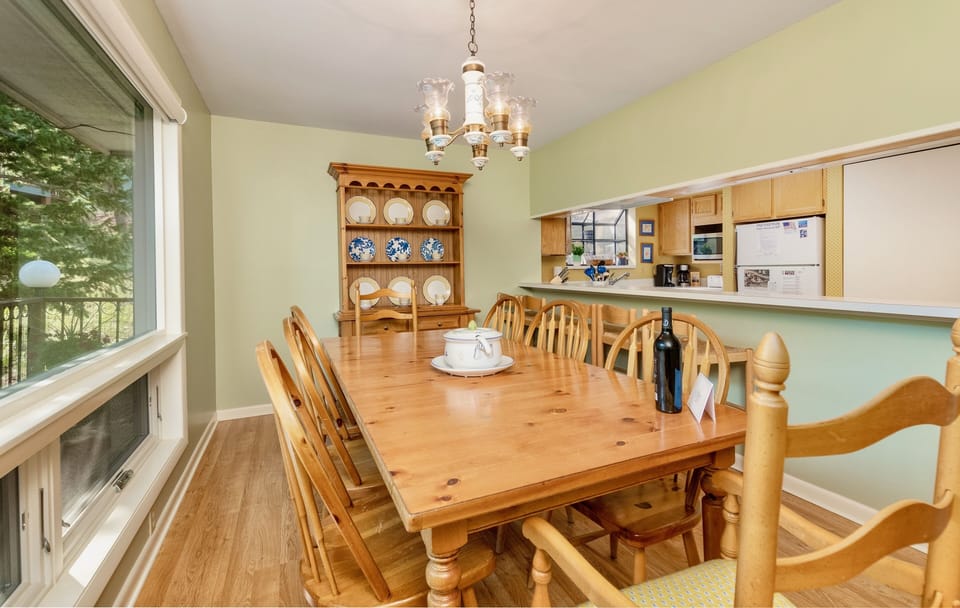 Hardwood, Flooring, Chair, Furniture, Floor