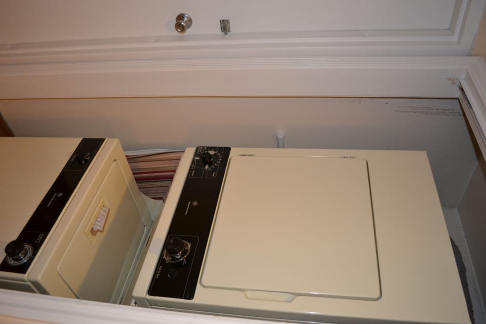 Furniture, Shelf, Floor, Oven, Flooring
