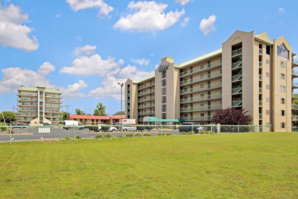 Architecture, Building, Grass, City, Urban