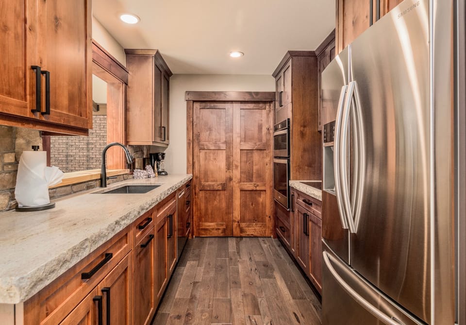 Flooring, Hardwood, Room, Indoors, Floor