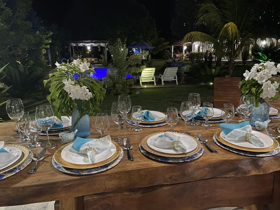 Outdoor dining