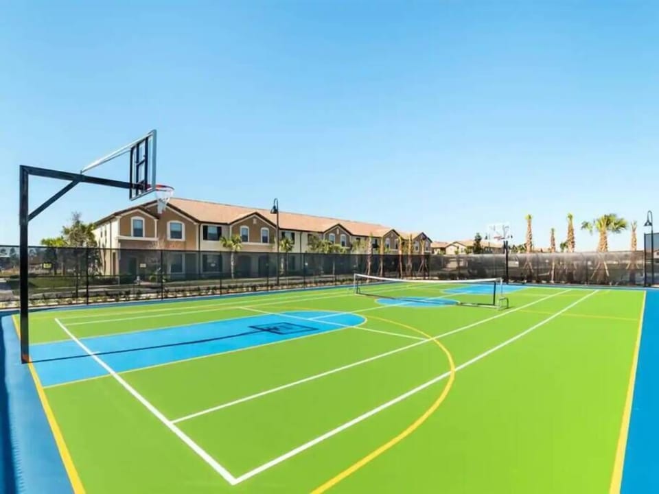 Sport court
