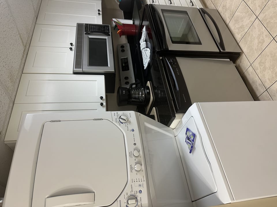 Washer, Indoors, Microwave, Oven, Kitchen