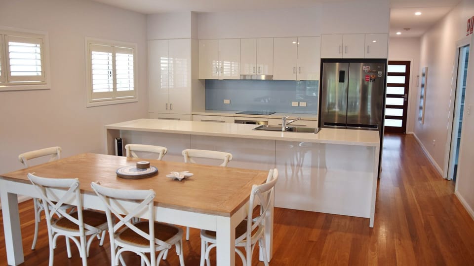 Kitchen and dining area.