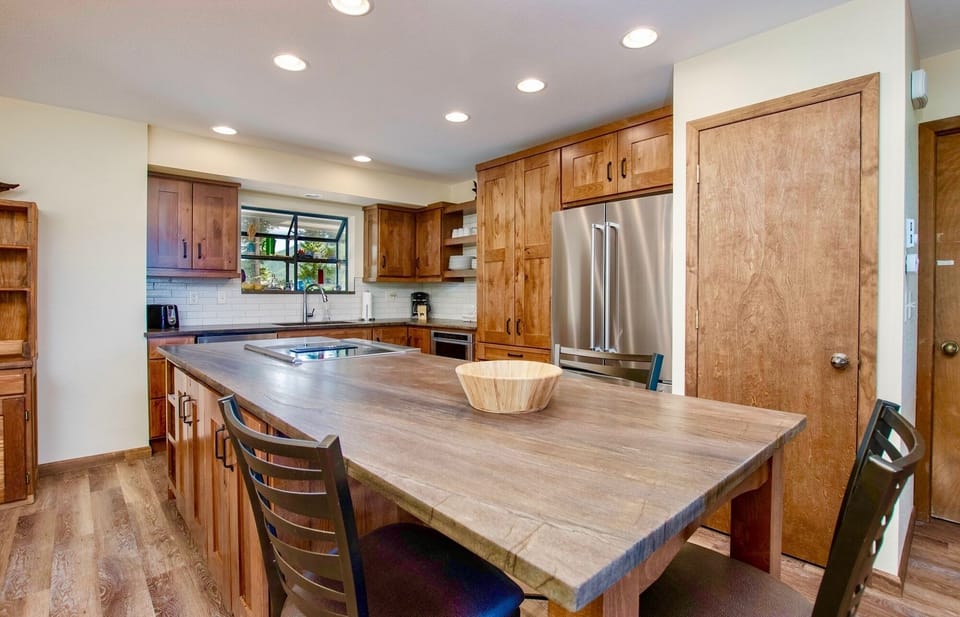 Hardwood, Furniture, Chair, Indoors, Kitchen Island