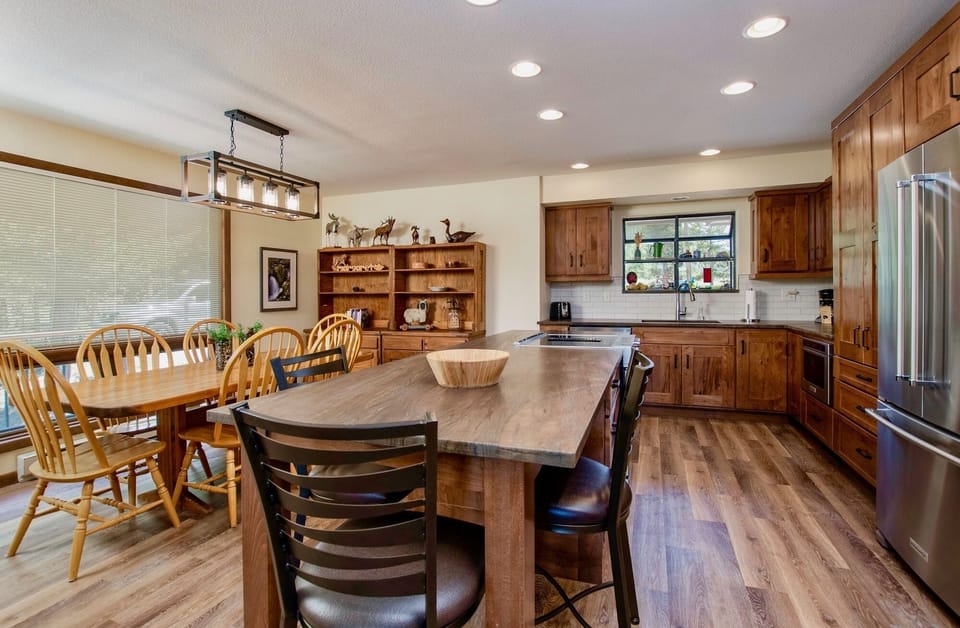 Hardwood, Flooring, Chair, Furniture, Indoors