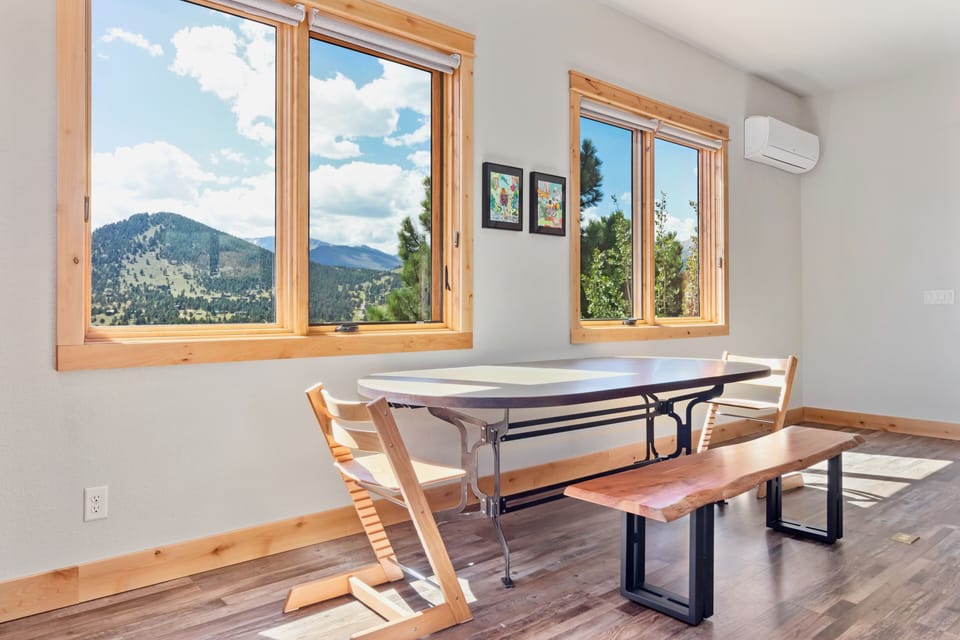 Indoors, Desk, Furniture, Table, Chair