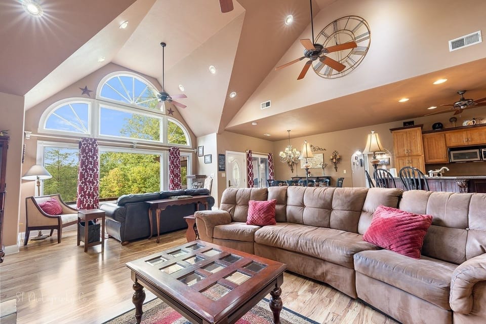 Home Decor, Architecture, Building, Furniture, Indoors