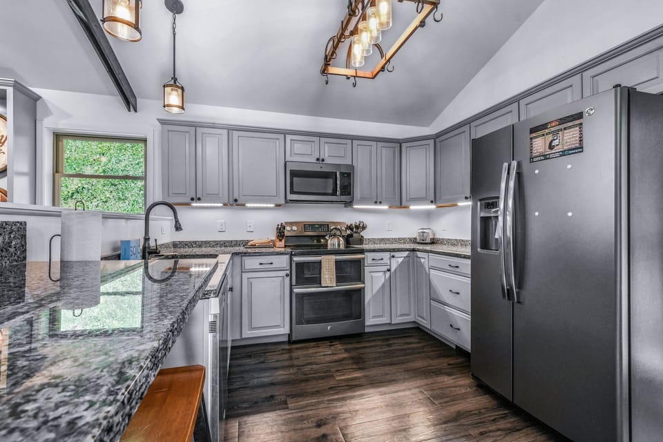 Indoors, Kitchen, Refrigerator, Microwave, Oven