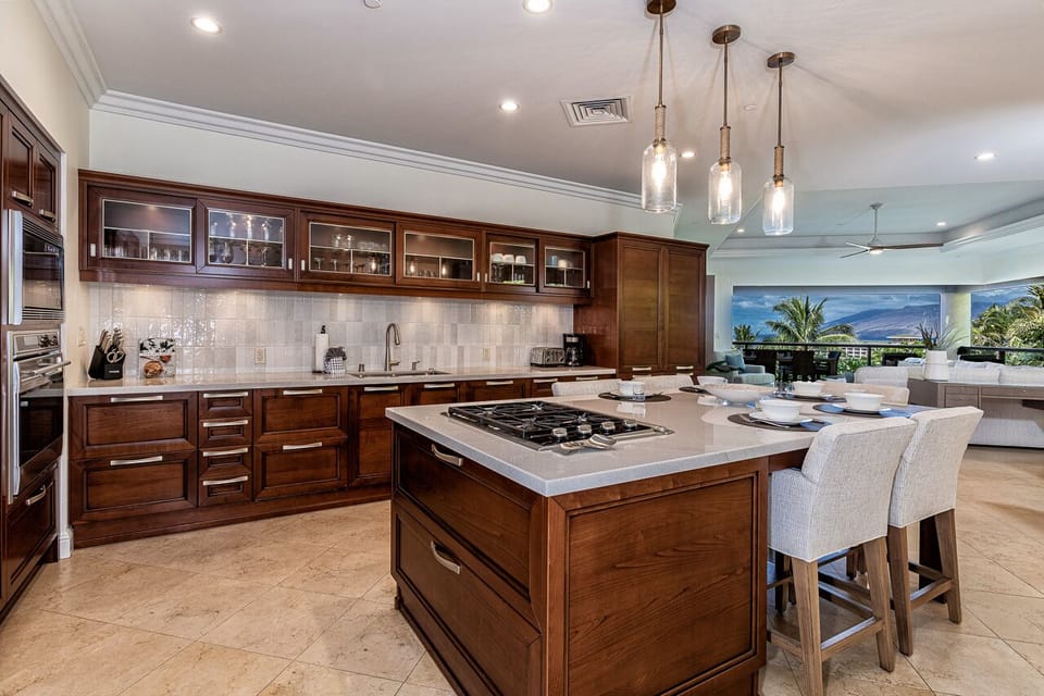 Enjoy every part of your vacation in this beautiful kitchen.