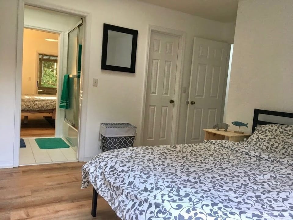 Huge walk-in so bring as much as you feel is necessary.