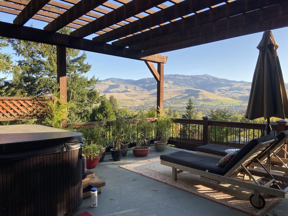 Deck off master bedroom