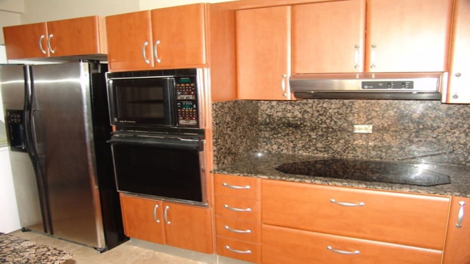 Fully stocked kitchen