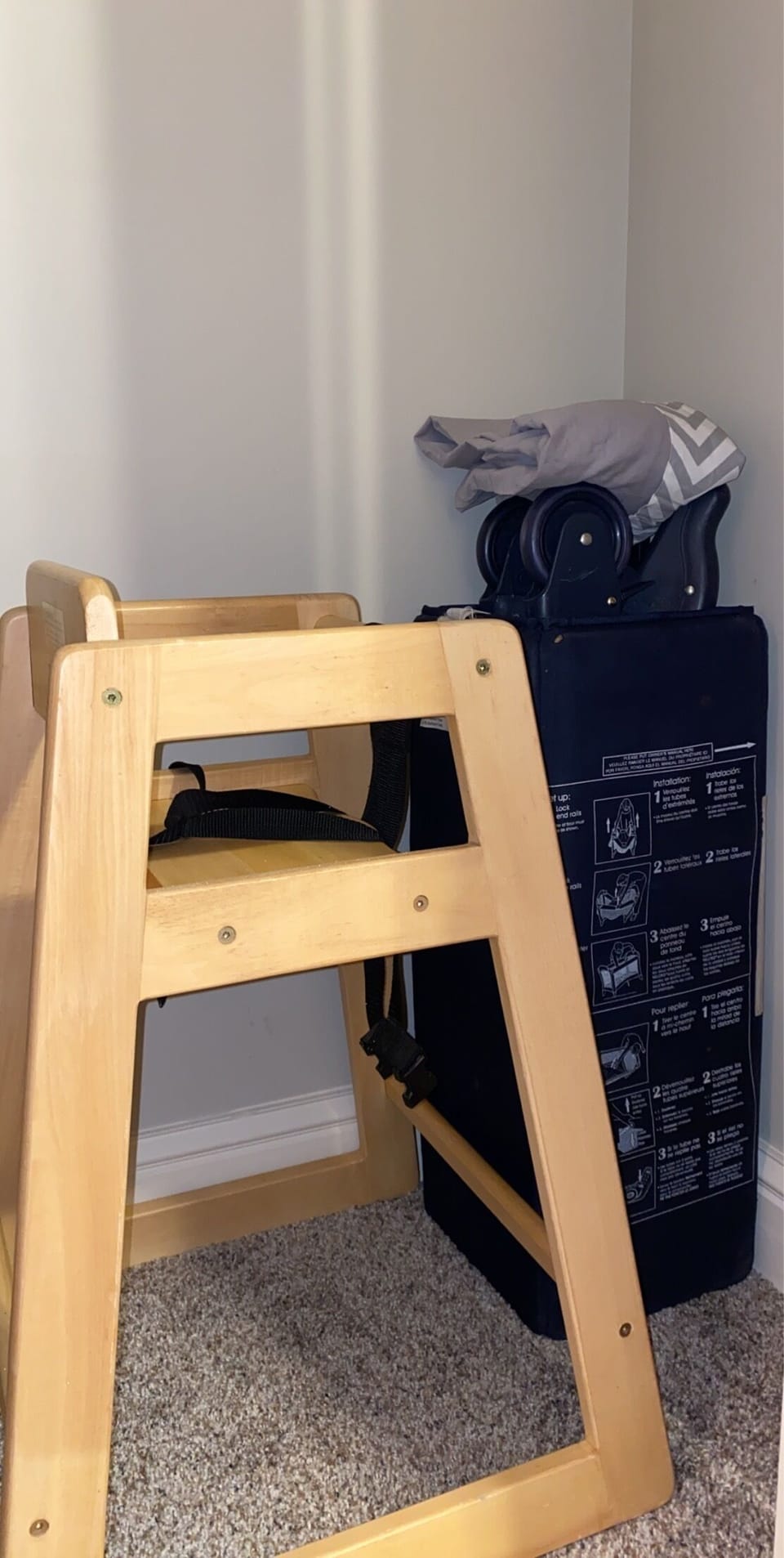 High chair/pack n play