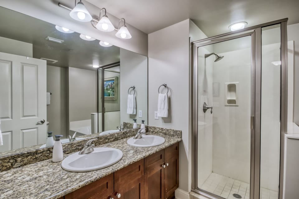 Primary bath