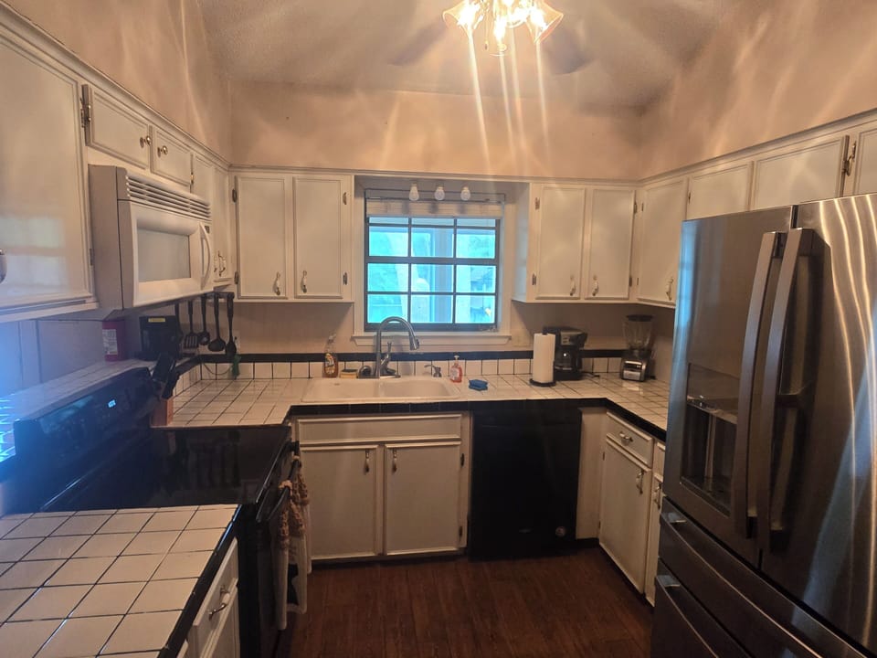 CLassic tiled kitchen