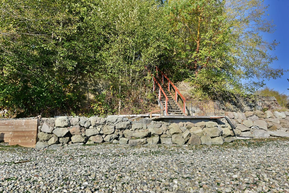 At high tide the water comes up to the bulkhead making it easy to launch a kayak
