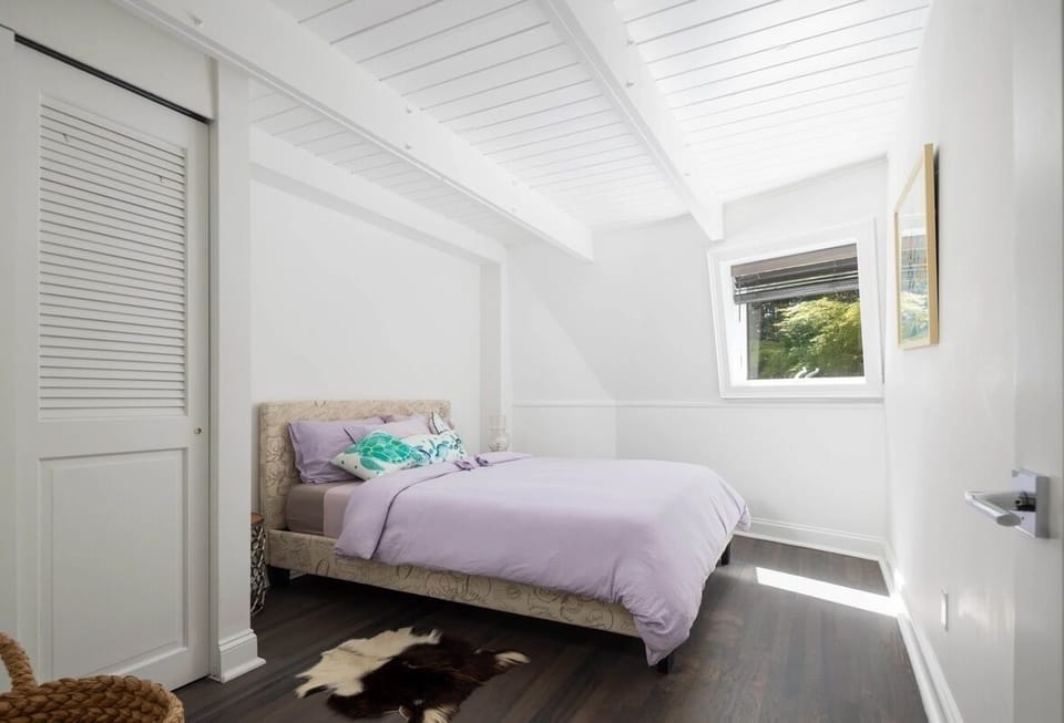 Small Bedroom