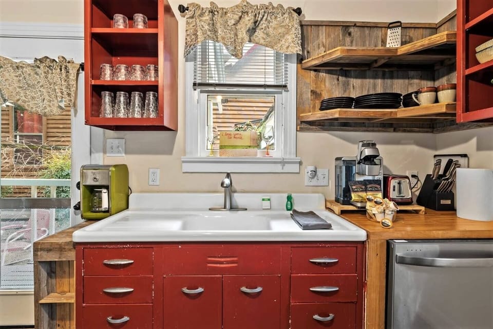 Charming yet functional kitchen