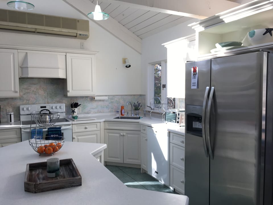 New Fridge with water/ice dispenser