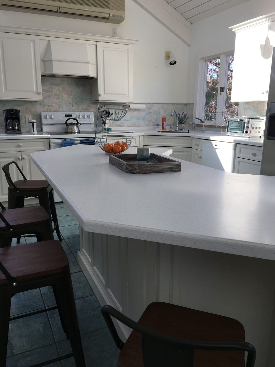 Large center island with stools