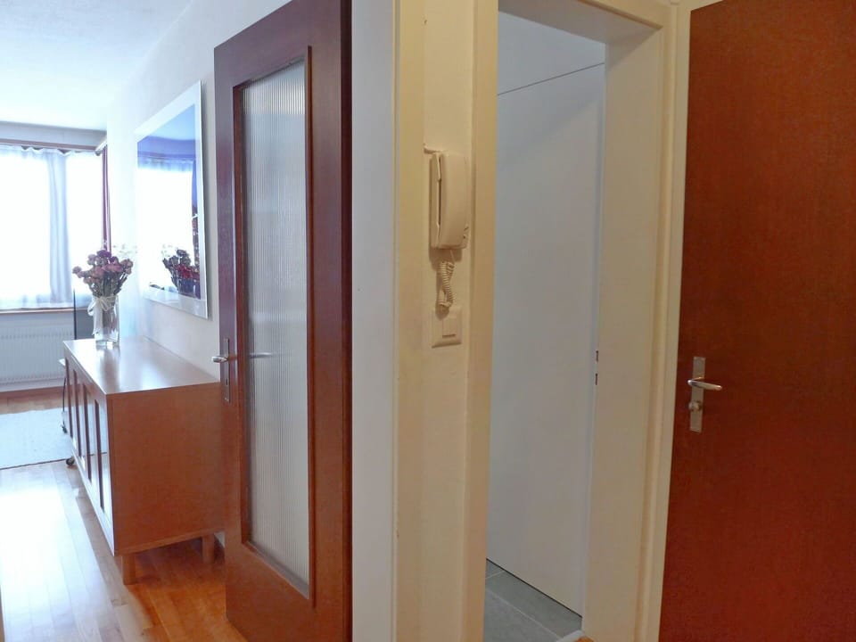 Property, Room, Door, Wall, House, Real Estate, Building, Hardwood, Architecture, Glass