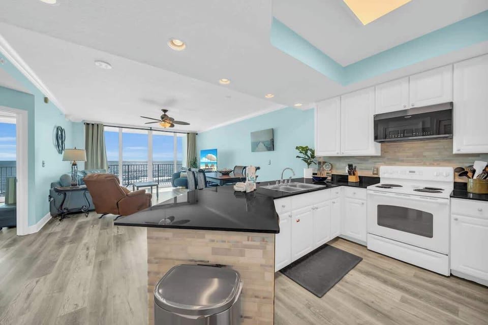 Fully equipped kitchen