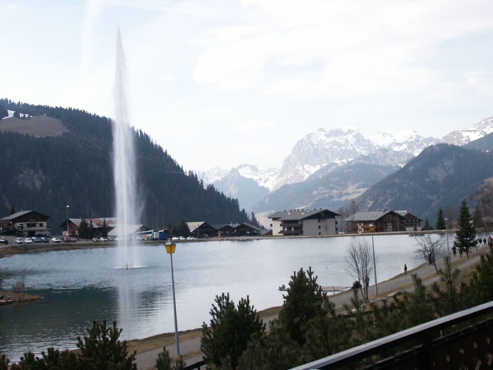 Lac du Vonnes in the summer 