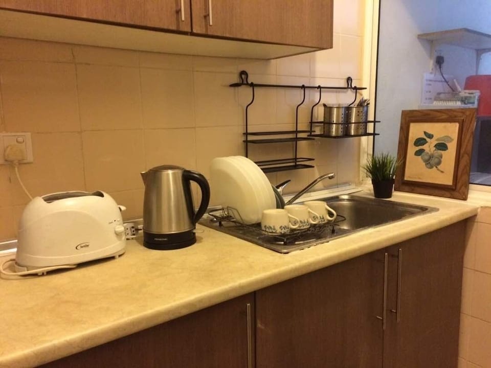 kitchen utensil