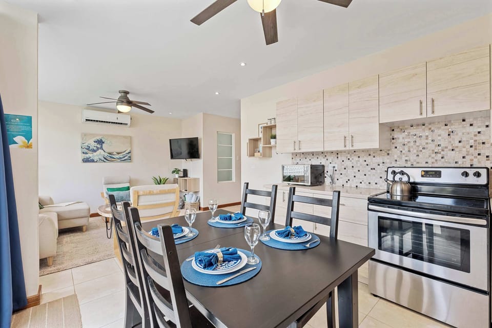 Where tropical flavors meet home-style comfort.