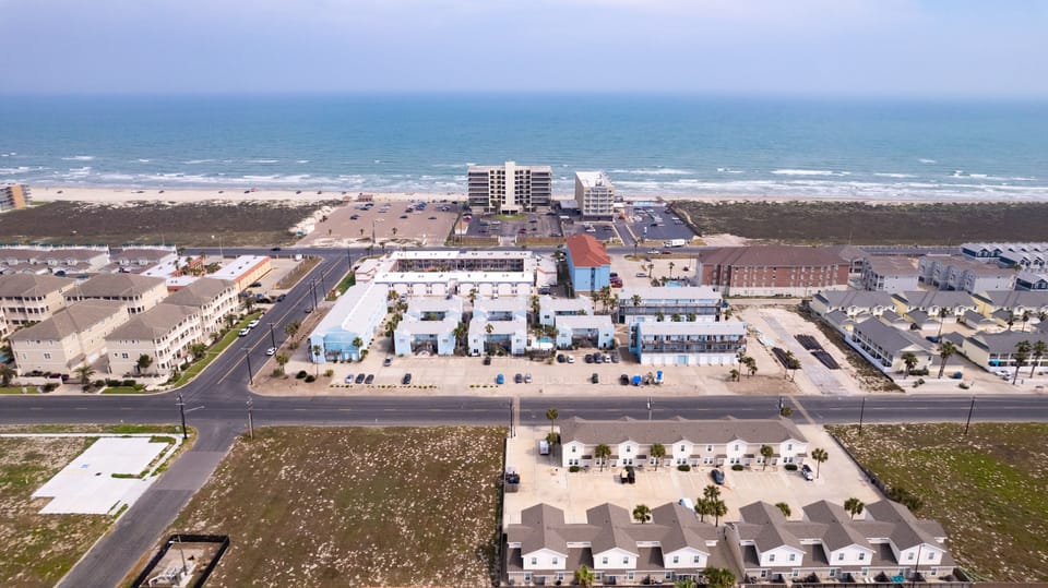 Close Proximity to Beach