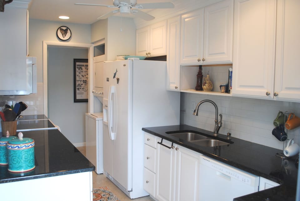 Cooking fun in the fully equipped & updated kitchen