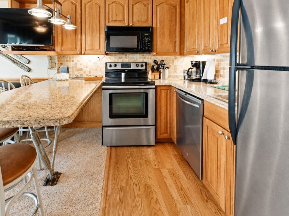 Fully-equipped kitchen