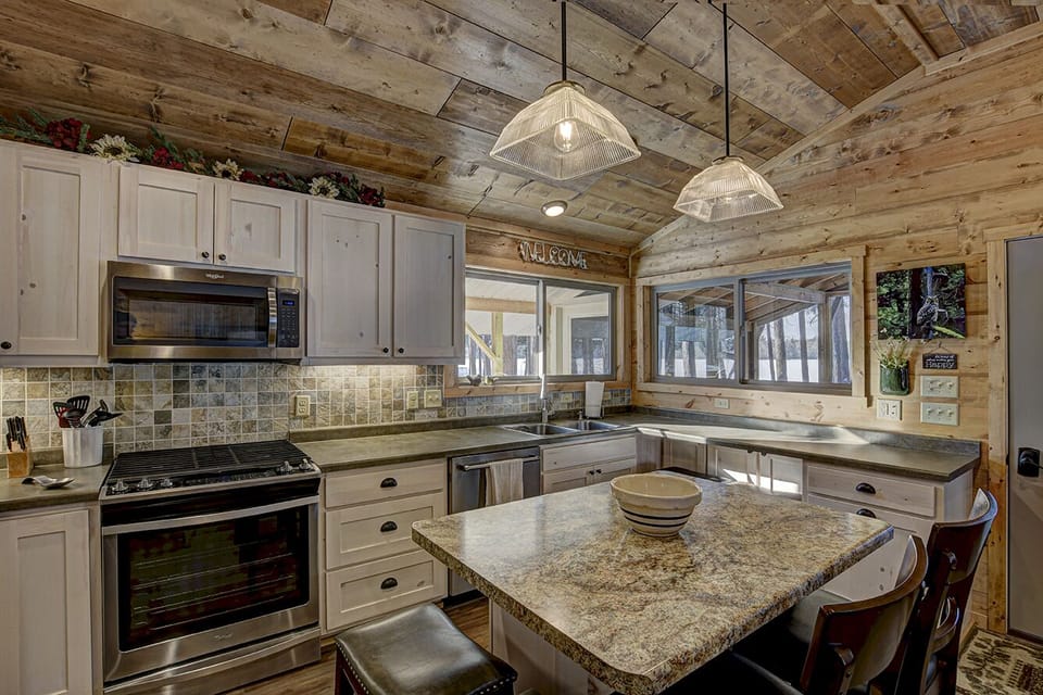 Gourmet Kitchen