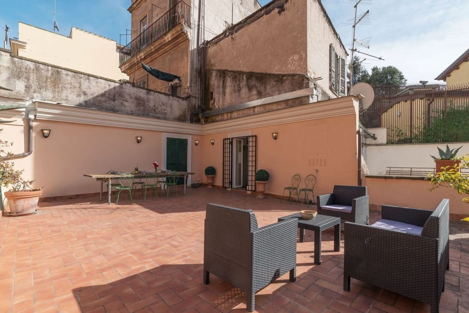 Monti Stunning Apartment with Terrace Apartment in Rome