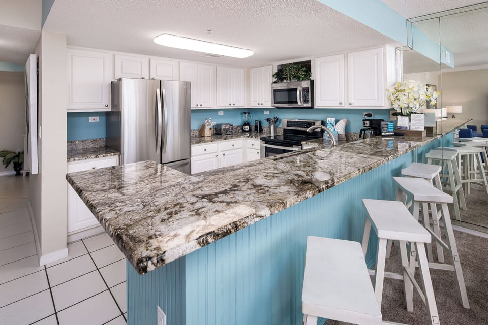 Breakfast Bar - Grab a quick afternoon snack!