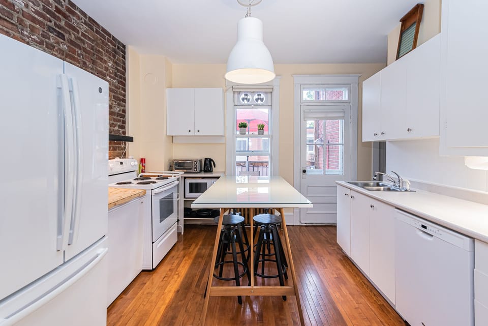 Kitchen with balcony 