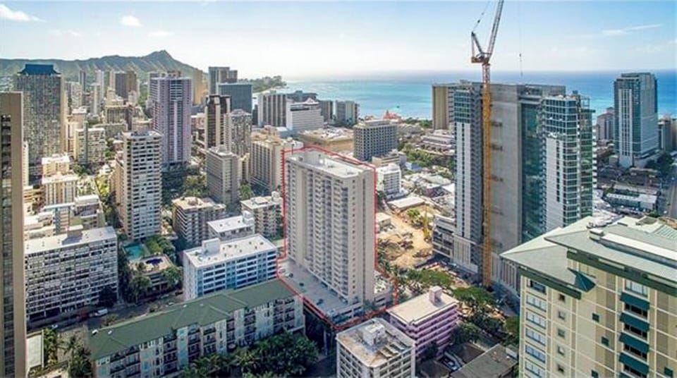 Four Paddle Condo - View Towards Diamond Head and Ocean