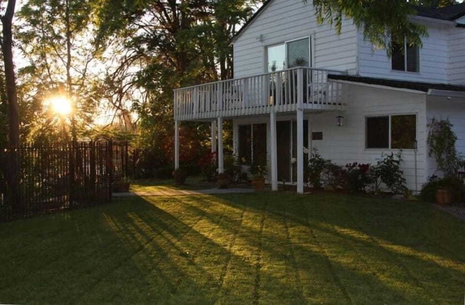View of the River House facing the Sacramento River
