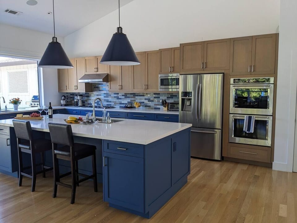 The chef's kitchen has a high BTU gas cooktop, stainless appliances, a warming drawer, double ovens and most kitchen gadgets.  The two prep sinks and large Island provide plenty of space for multiple people to prepare a delicious wine country dinner.