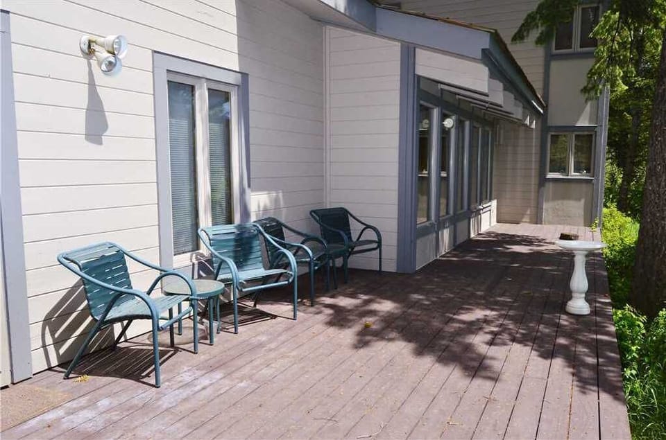 Deck with BBQ Grill