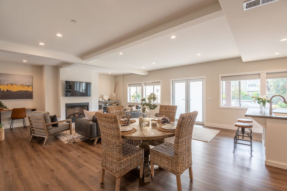 Open concept dining and living area